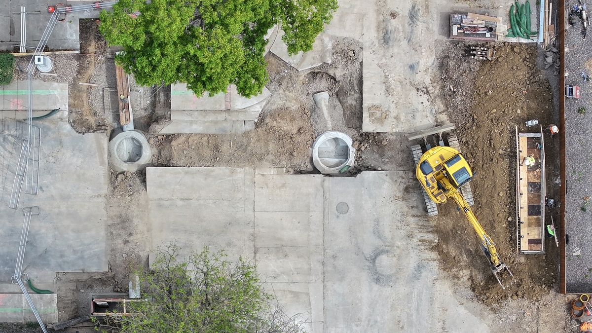 05-04-26 b Aerial picture looking down on construction on 16th Ave.